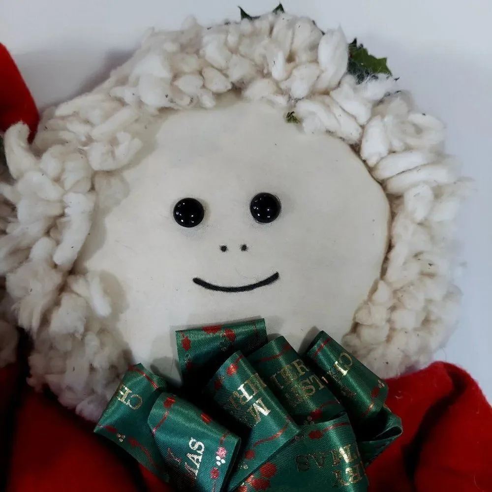 Large Vintage Handmade Christmas Yarn Santa Mrs. Claus Dolls Display Decoration